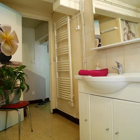 Nyaraló Maison Charmante A Avec Jardin Et Barbecue